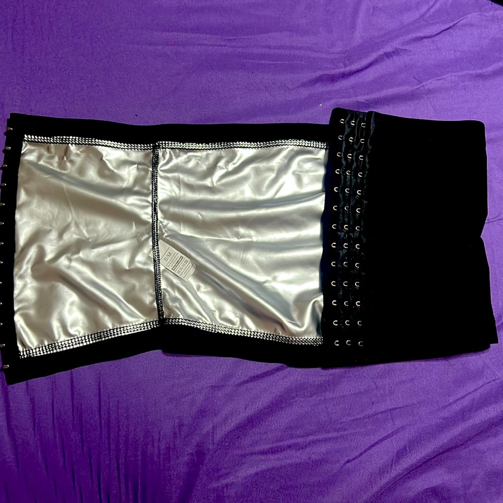 Waist trainer belt